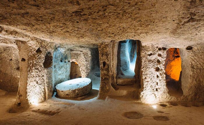 Kaymaklı vs. Derinkuyu: Which Underground City Should You Visit? Kaymakli