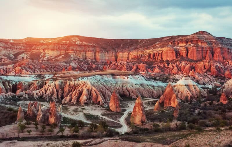 Qué Ver y Hacer en Capadocia: Guía Completa Valle Rosa